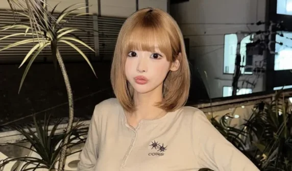 Social media influencer commits suicide during live stream over online harassment.