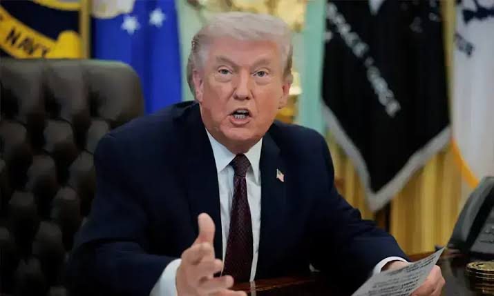 Trump announces a three-day postponement of the 50% tariff on Canada that was set to take effect today.