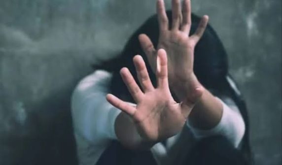 Attempted sexual assault on a girl
