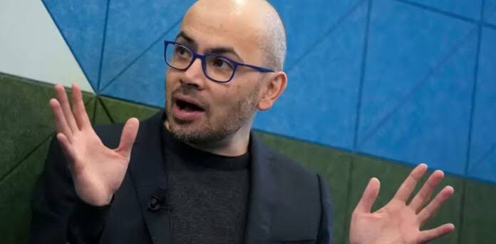 Google has been dealt a major blow by its chief scientist.