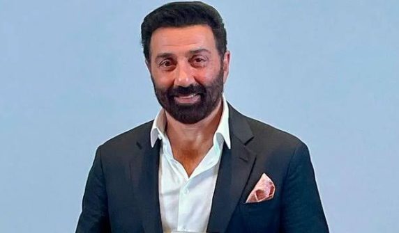 How did Sunny Deol get mired in a debt of ₹56 crore?