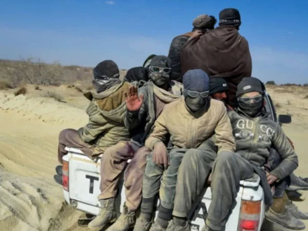 Bodies of 14 Afghan nationals attempting to enter Iran recovered from a desert area.