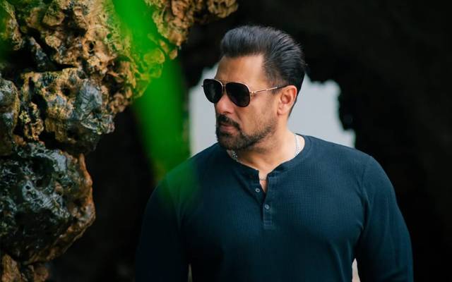 Salman Khan's unique hair treatment