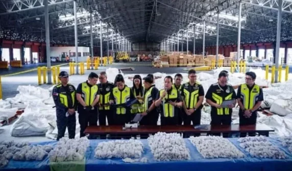 Attempt to smuggle drugs from Afghanistan to the Philippines foiled.