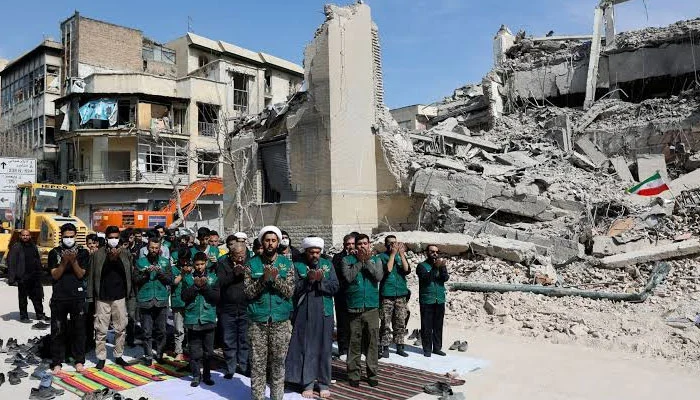 12 civilians martyred in a US attack on the Iranian province of Kermanshah.