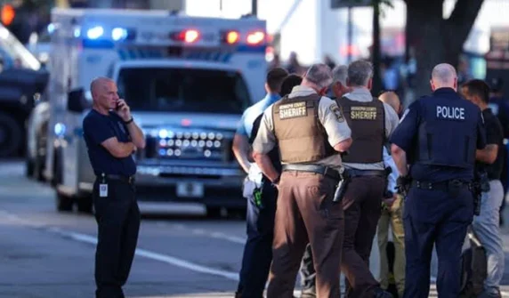 2 killed, 6 injured in Minneapolis shooting