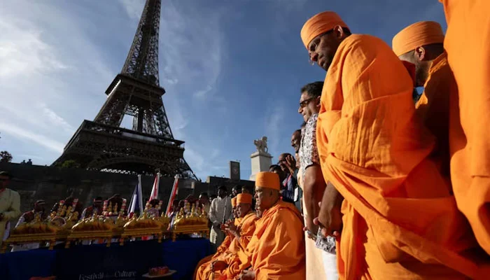 Eiffel Tower closed due to strike by employees