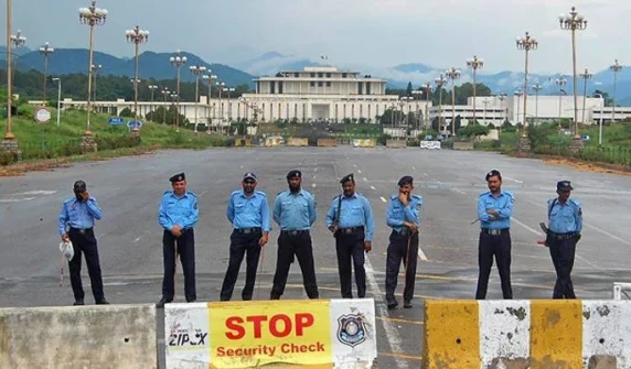 Sealing of Islamabad's red zone begins