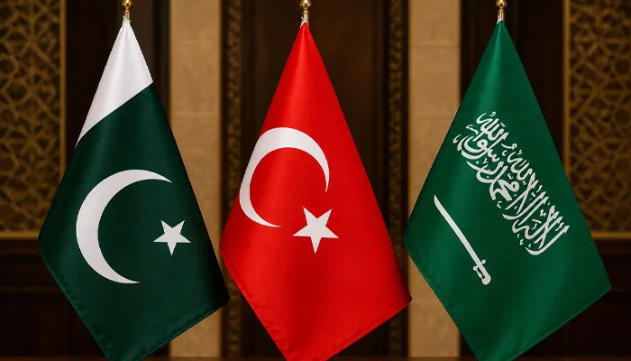Saudi, Turkish, Pakistani top military officials call emergency meeting