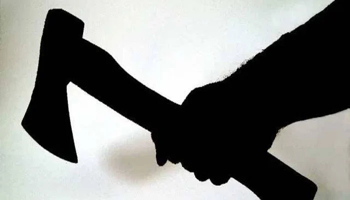 Ex-husband attacks woman with an axe, severing both her legs