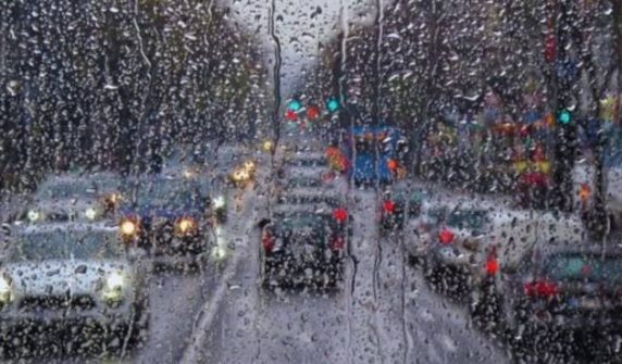 Drizzle in different areas of Karachi, weather pleasant