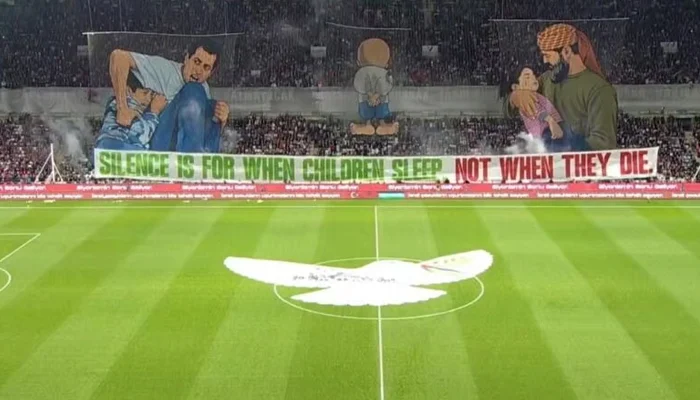Palestine and Konyaspor paused their match in memory of the athletes martyred in Gaza.