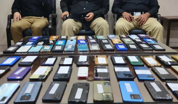 Mobile phones worth over Rs 10 million returned to owners