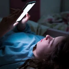 Social media scrolling increases depression
