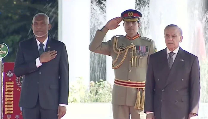 guard of honor presented