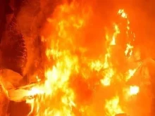 5-year-old girl dies, mother injured in house fire