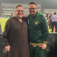 Mike Hesson's father also enjoyed the Pakistan-England match.