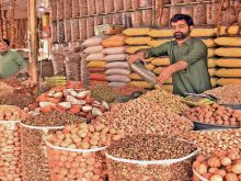 Prices of dry fruits increase by up to 40 percent