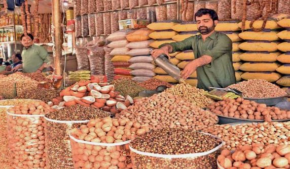 Prices of dry fruits increase by up to 40 percent