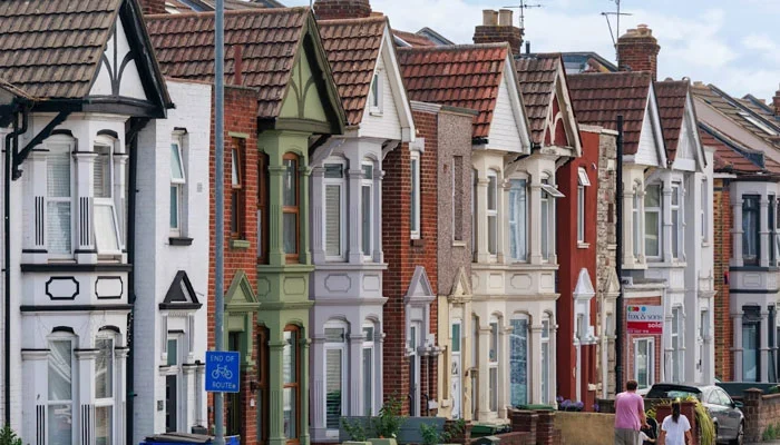 Demand for tracker mortgages rises in Britain