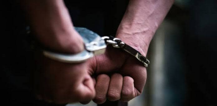 Young man arrested for threatening a woman with murder