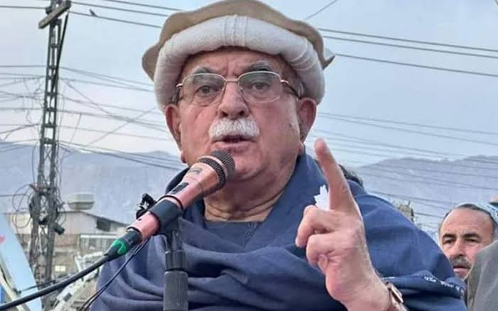 Negotiations cannot take place without meeting the PTI founder